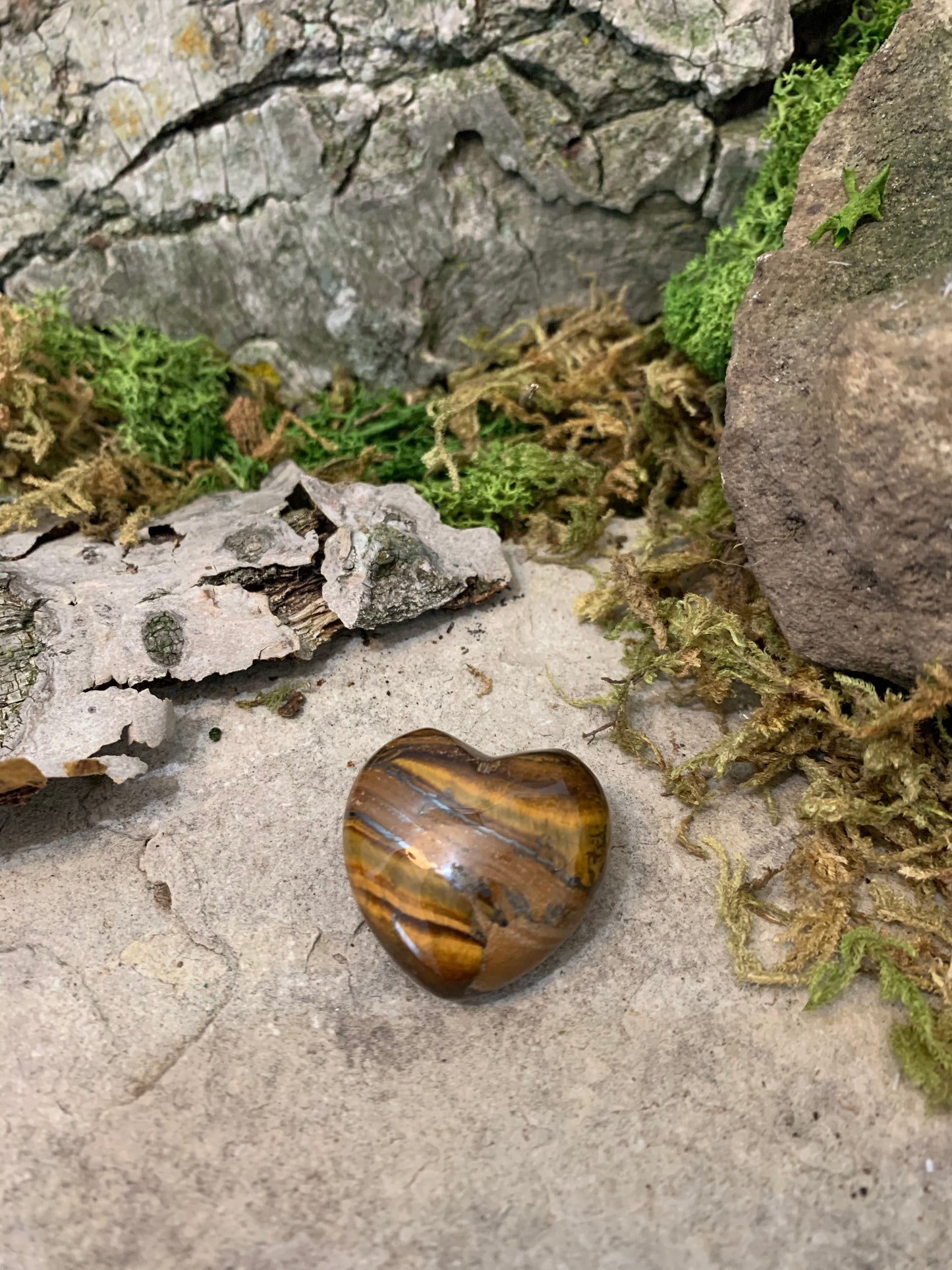 Tigers Eye Heart 1"x1"